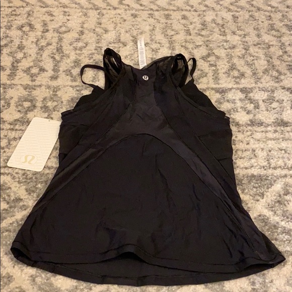 Lululemon tank - Picture 2 of 3